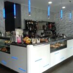 Un Angolo Bar ben Illuminato